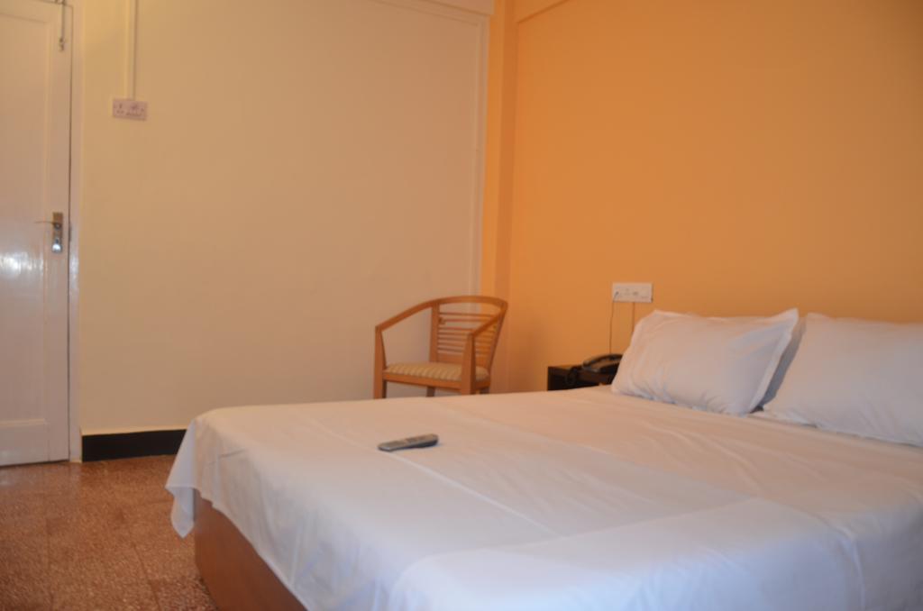 Hotel Ferreira Resort Lonavala Værelse billede